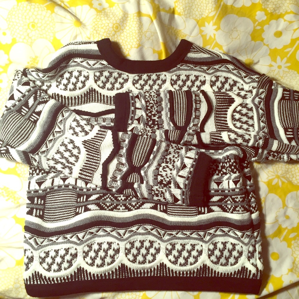 🌀 Red 23 Textured Sweater 🌀